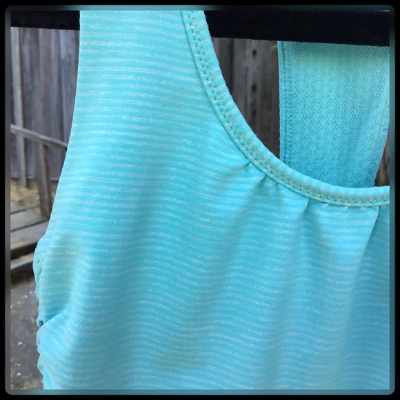Lululemon aqua blue workout tank top - Picture 4 of 4